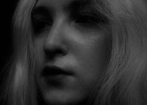 Read more about the article Abigail Breslin and the Emerging Role of AI in Entertainment