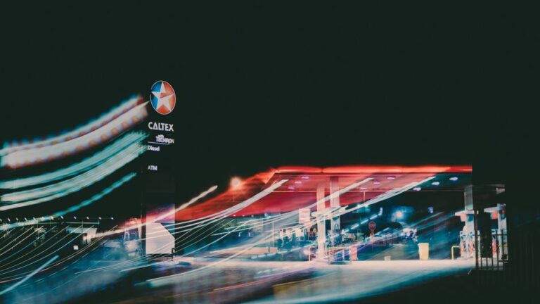 Why ‘Gas Station Near Me’ Searches Are Surging and What It Means for Drivers